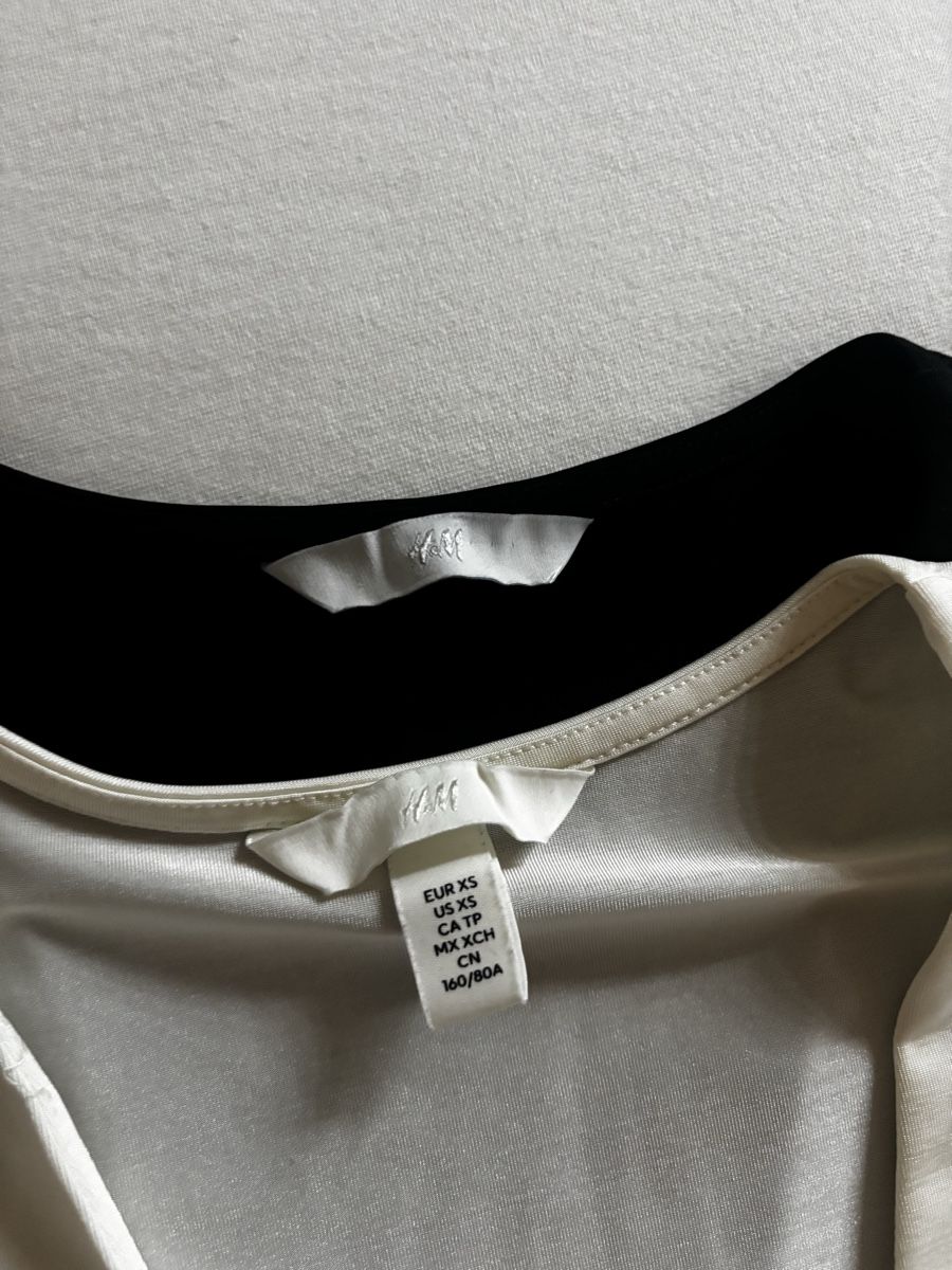 H&M Lotti & Set di vestiti: lot hauts H&M – Nuovo (secondo la descrizione) da Vouvry venduto da sha_rk5q 2