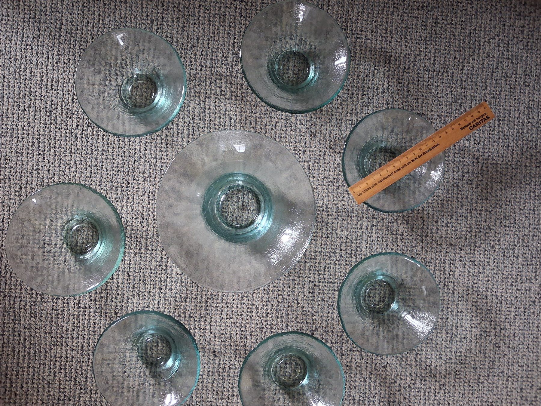 Set di piatti: Vintage Glas-Schälchen Set (7 klein, 1 gross)) – Nuovo (secondo la descrizione) da Wald ZH venduto da e8e 1