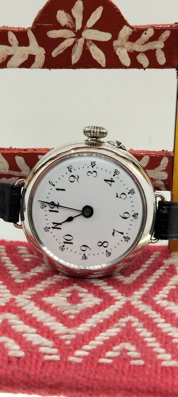 Orologi: Montre récupéré en argent – Usato da La Chaux-de-Fonds venduto da jac_9llg 2