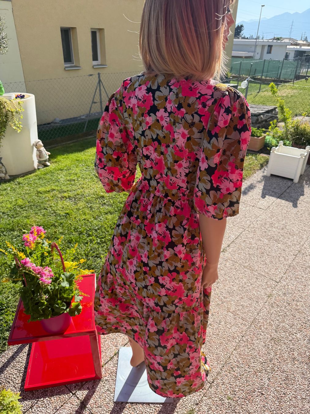 Rainbow Vestiti: Sommerliches Maxikleid - Rainbow-  Grösse 40 – Usato da Cugnasco venduto da tizianaq 2