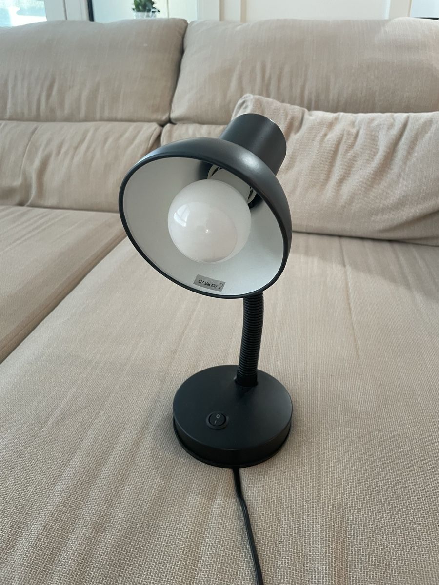 Lampade: Desk light  – Usato da Chêne-Bougeries venduto da and_q6xj