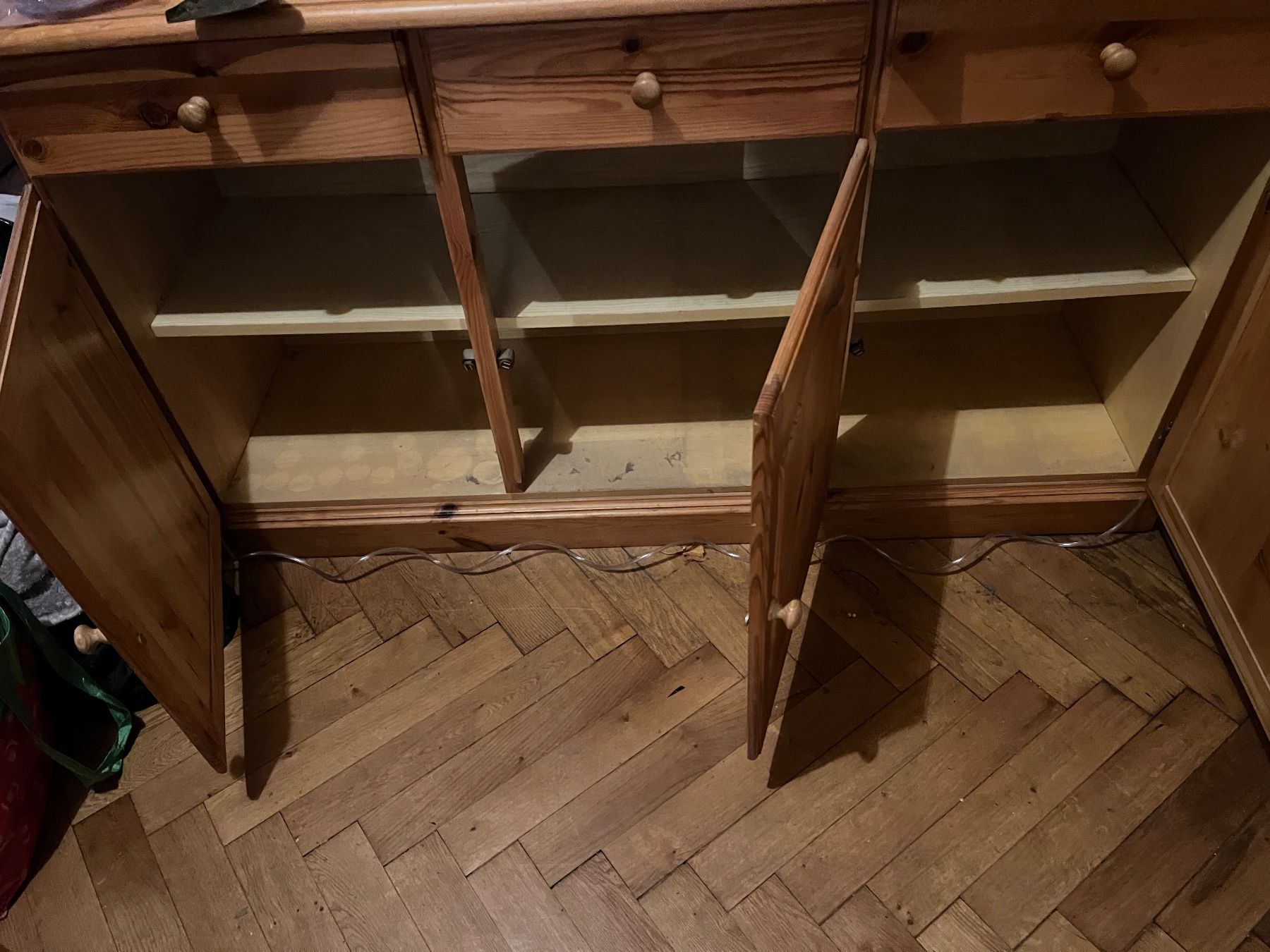 Credenze: Meuble en pin – Usato da Veyrier venduto da kimedovapa 1