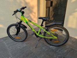 TREK "C30 Mountain" Kinder- & Jugendvelo (20 Zoll, Neon-Grün