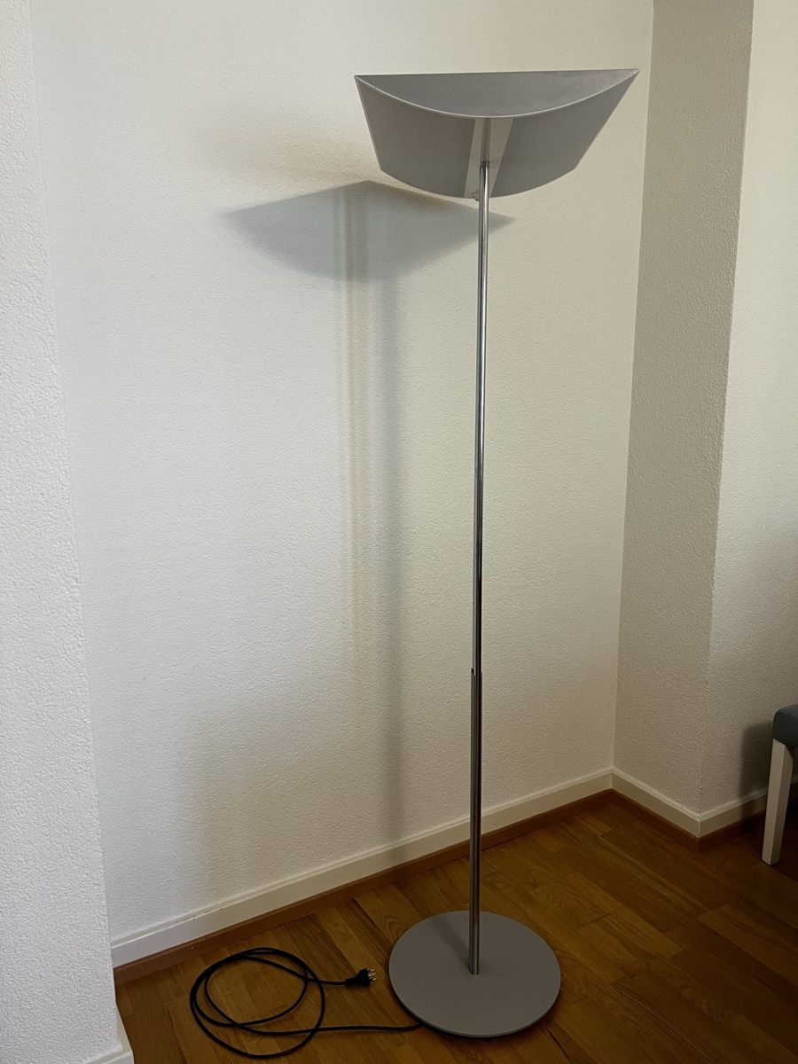 Lampade: Büro-Stehlampe – Usato da Zürich venduto da RayJW1337 1