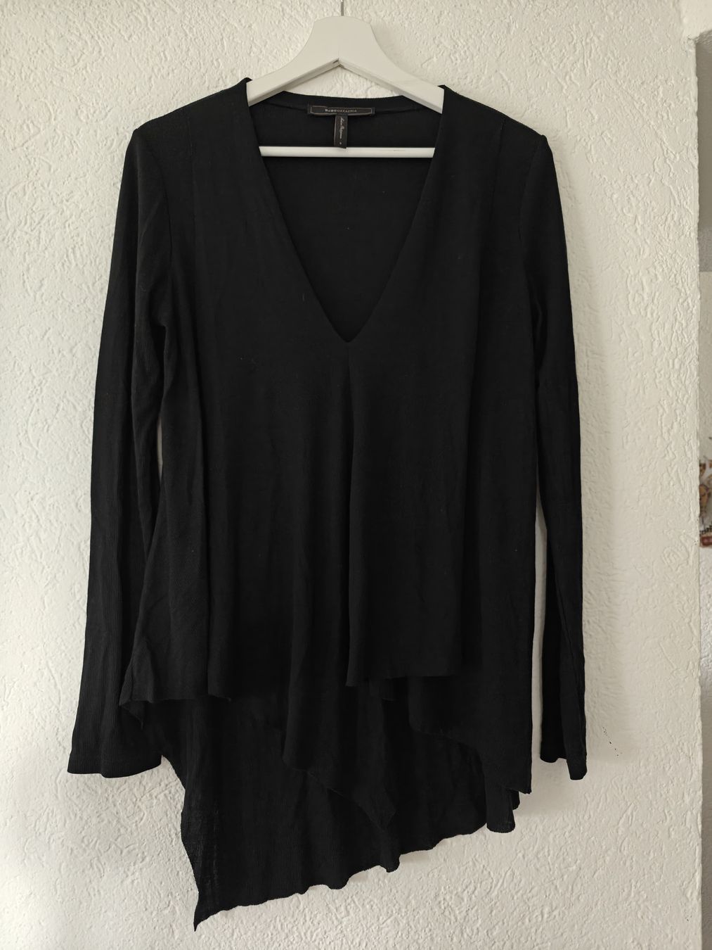 Top: Schwarzes Oberteil von BCBG Max Azria – Usato da Teufen AR venduto da RaphaellaB