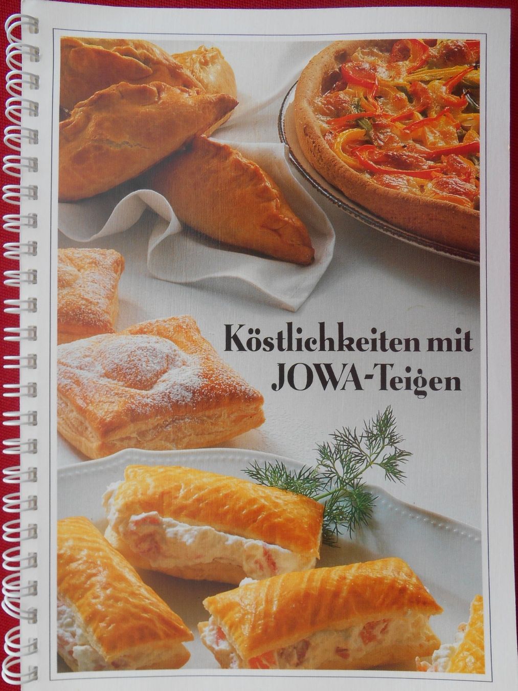 Libri: Köstlichkeiten mit JOWA-Teigen – Nuovo (secondo la descrizione) da Nussbaumen AG venduto da MollyBI-20