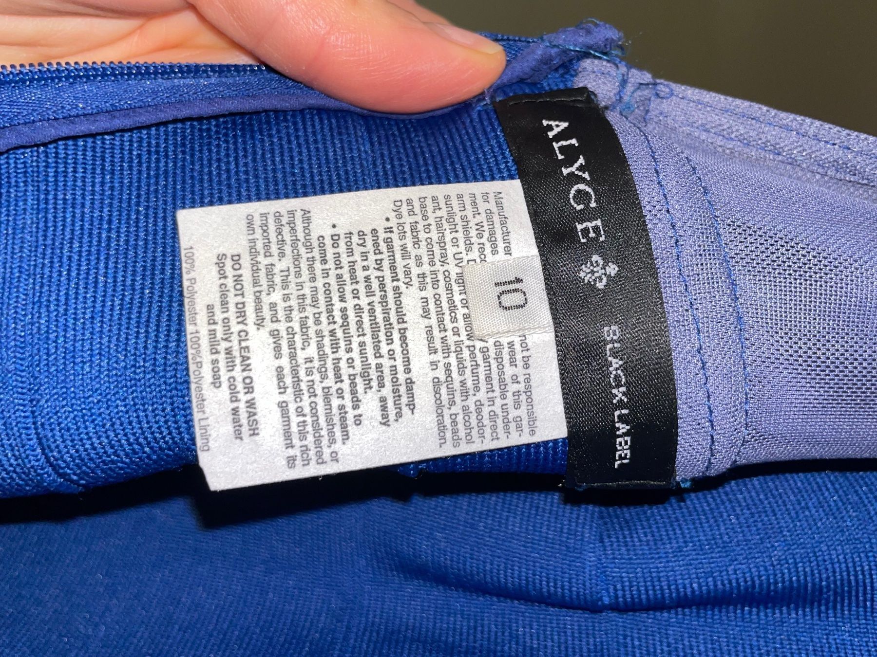 Vestiti: Kleid, blau, Gr. 40/10, einmal getragen – Usato da Luzern venduto da AVM_M 2