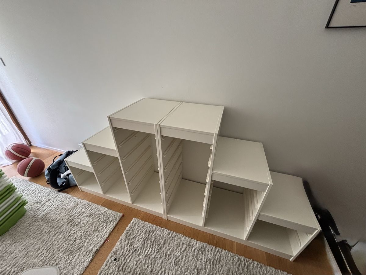 Ikea Scaffali: IKEA TROFAST etagère avec 19 bacs – Usato da Lausanne venduto da Kingarthur5 4