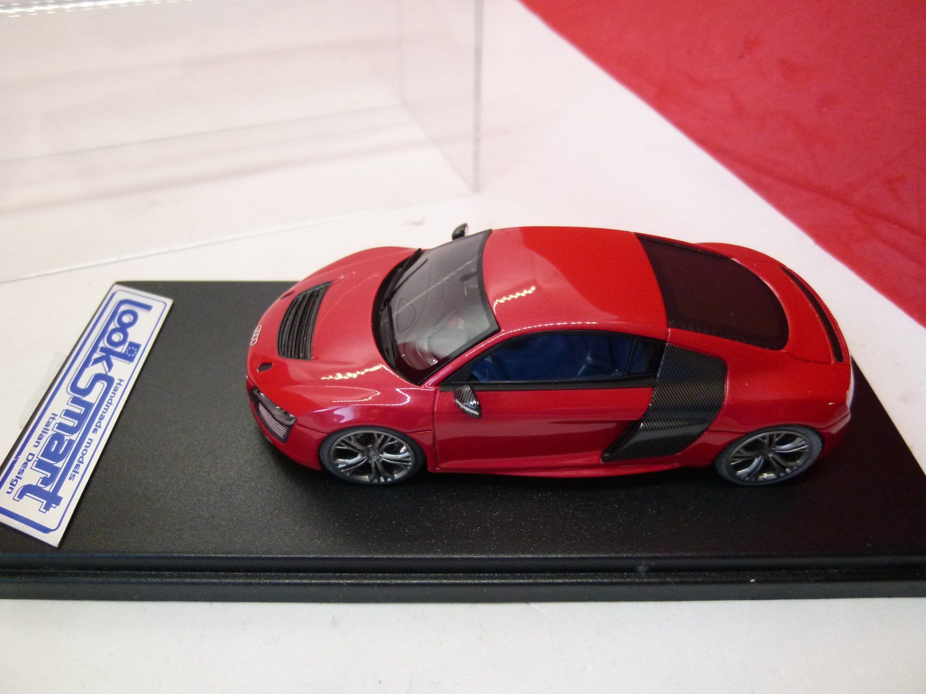 LookSmart Modellini d'auto: Audi R8  e-tron - rot -   in Box von   LOOKSMART – Usato da Reiden venduto da mondial2