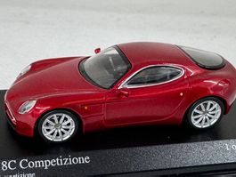 Alfa Romeo 8C Competizione Minichamps 1:64