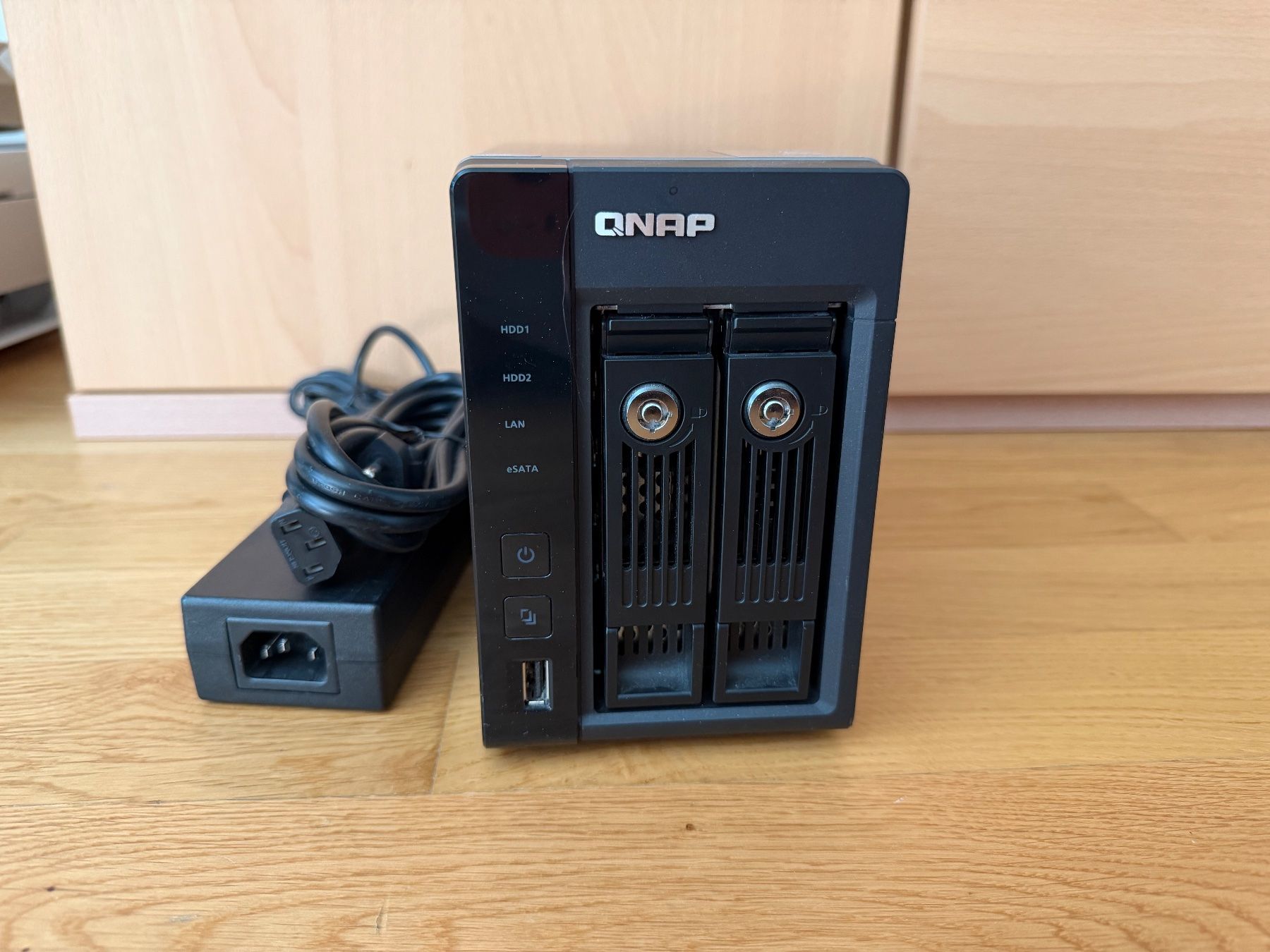 Qnap Server: QNAP TS-269 Pro NAS – Gebraucht aus Tann von Speedesel