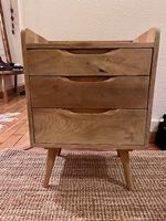 Table de chevet bois massif - Maisons du monde 