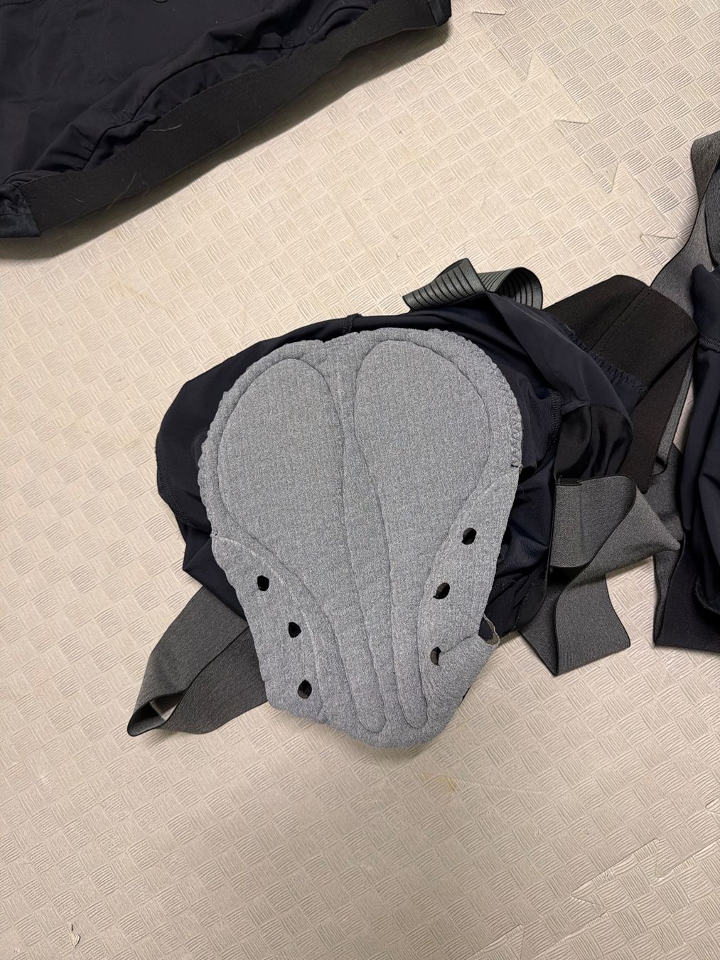 Assos Kleiderpakete: Assos Rad Set – Gebraucht aus Zeiningen von URS1996 3