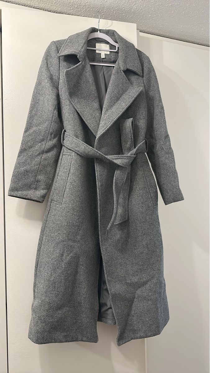 H&M Manteaux: Damen Mantel grau Grösse 38 H&M mit Bindegürtel – D'occasion à Dietikon par vithya88