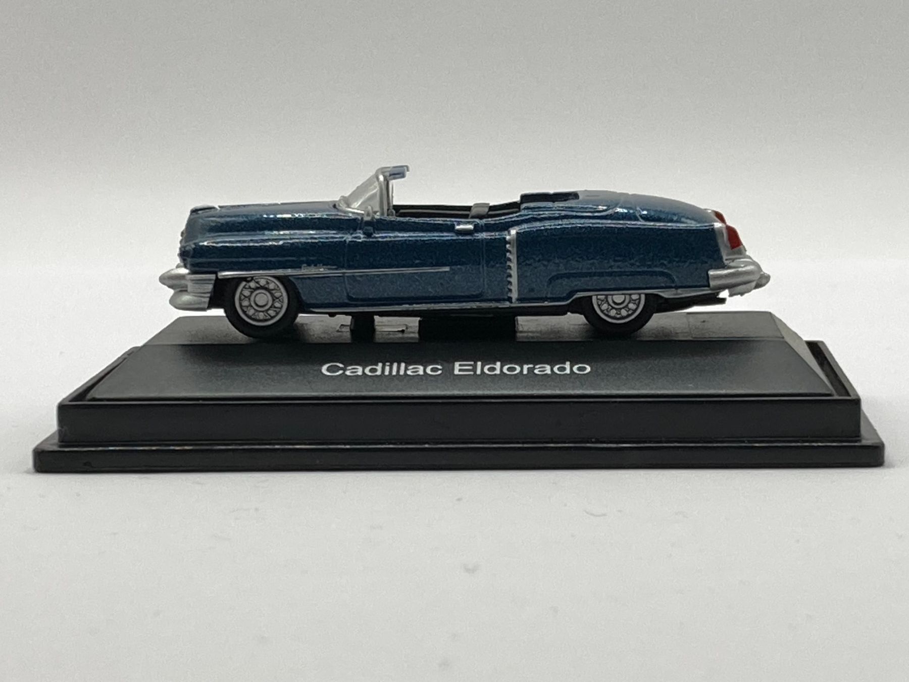 Cadillac Modellini d'auto: Schuco 26313 1:87 Cadillac Eldorado – Nuovo e nell'imballaggio originale da Neukirch a.d. Thur venduto da MoBa-Artikel 1