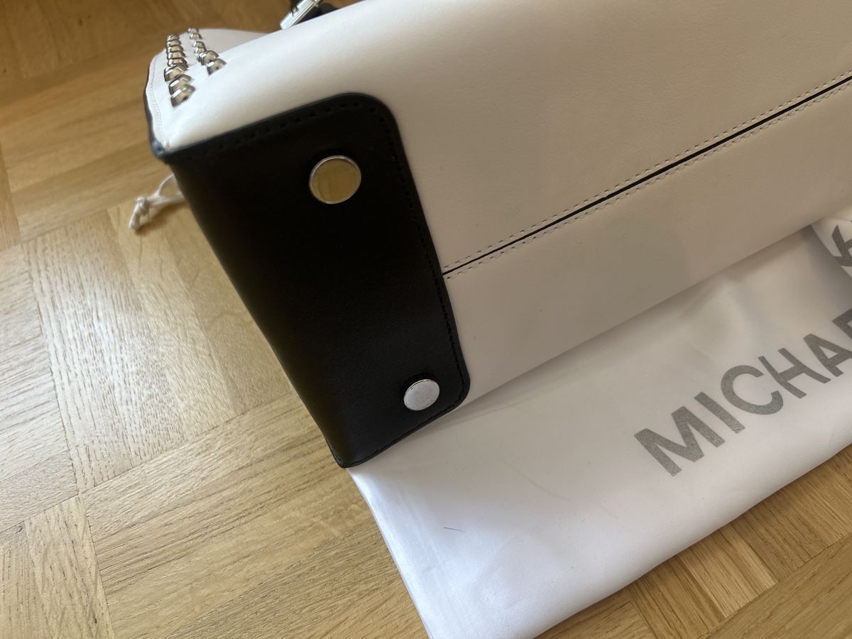 Michael Kors Sacs femmes: Sac Michael Kors blanc neuf – Neuf (Voir description) à Yverdon-les-Bains par Satim1 9