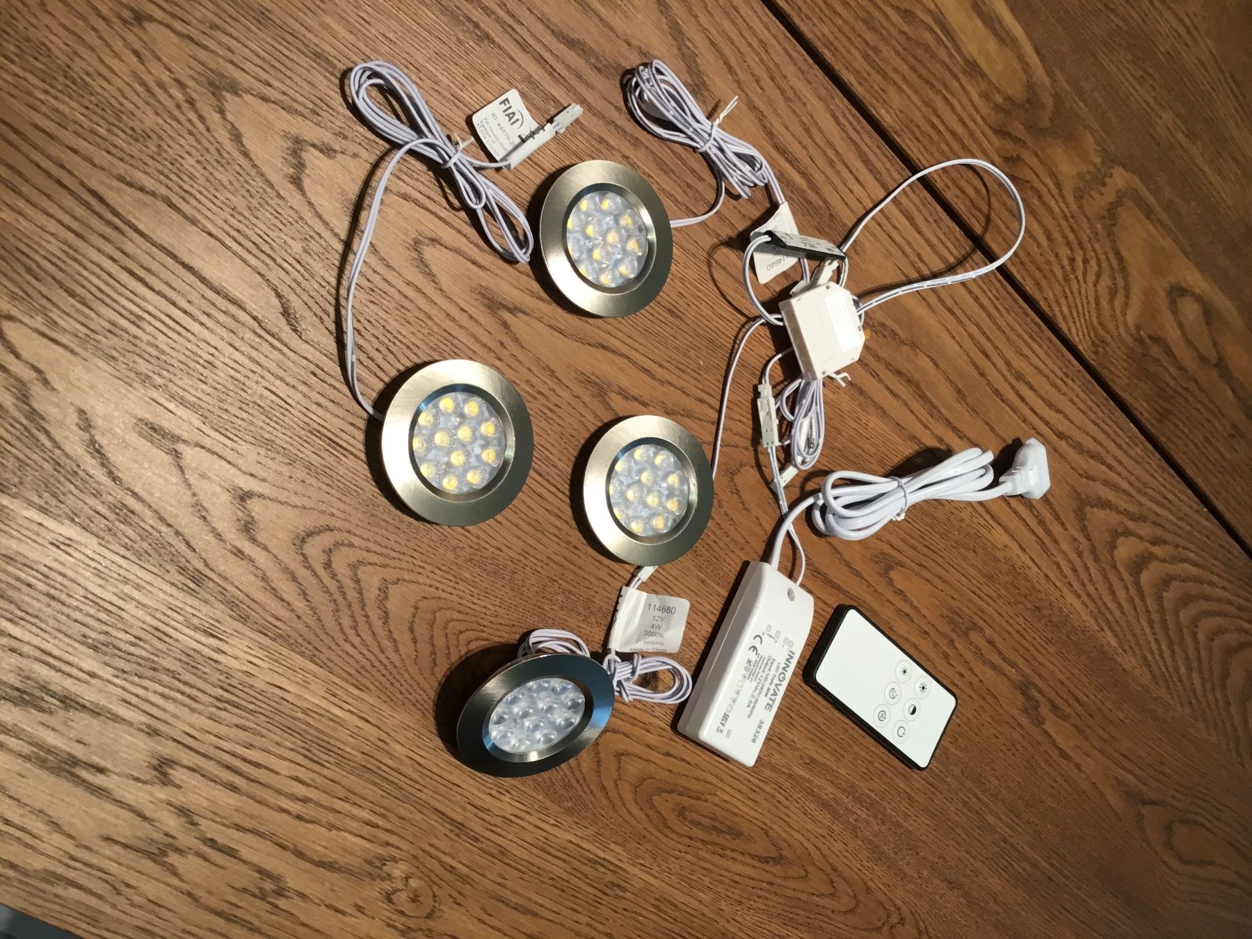 Lampadari & plafoniere: 4er Set LED Einbaustrahler mit Fernbedienung dimmbar – Nuovo (secondo la descrizione) da Würenlos venduto da Starceve 1