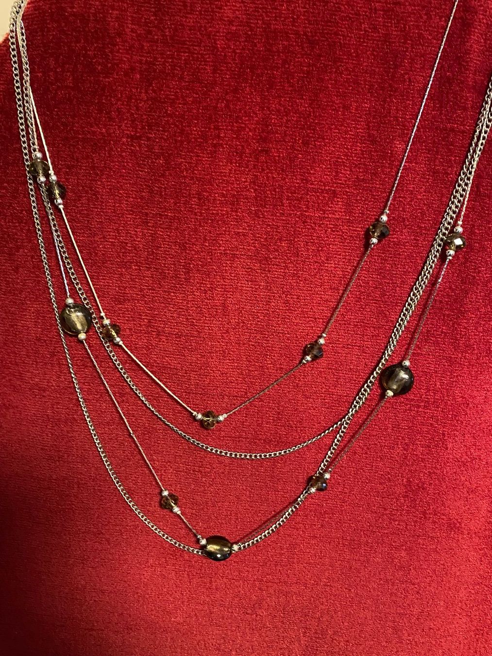 Ketten: Elegante Silberkette Mehrreihig mit Perlen – Gebraucht aus Ebikon von Radeon0 3