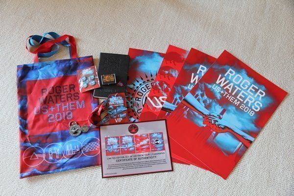Autografi: Roger Waters Limited Edition Tour Set – Nuovo e nell'imballaggio originale da Appenzell venduto da Steihirt