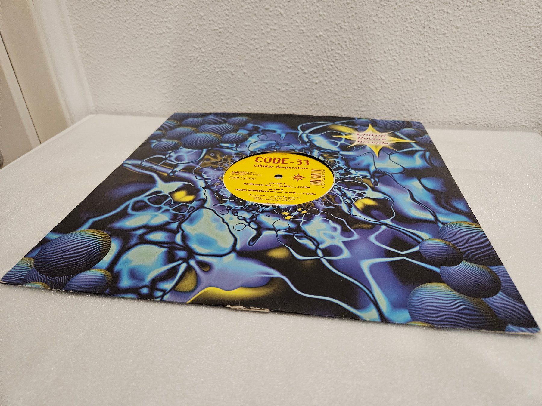 Schallplatten: Code-33 – Tabular Desperation (Hard Trance) – Gebraucht aus Uster von Vinyl-Leidenschaft 3