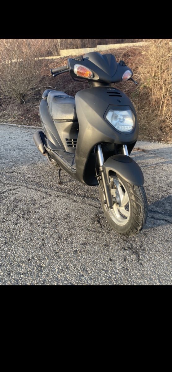 Scooters: Scooter sym 125, avec pièces neuves – Gebraucht aus Arconciel von Jocelin_ 4
