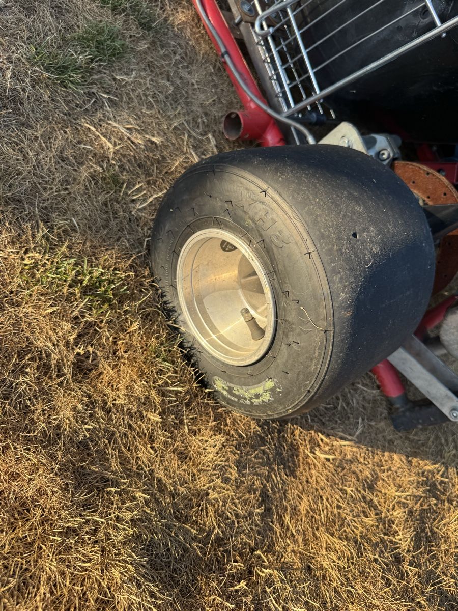 Swiss Hutless Karts: Go-Kart – Defekt aus Winistorf von serviettli 4