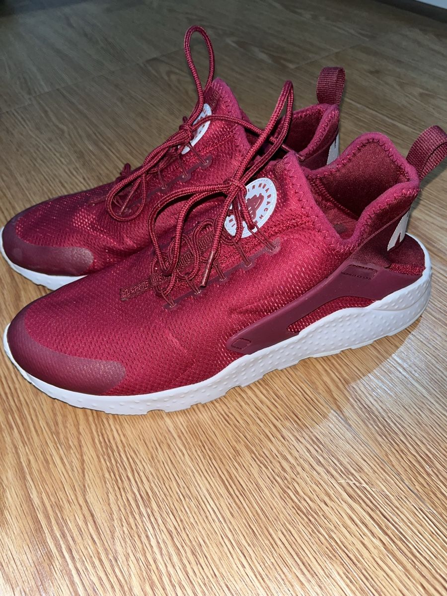 Nike Scarpe da uomo: Nike Huarache Grösse 44 neuwertig – Nuovo (secondo la descrizione) da Frick venduto da DionysHildebrand