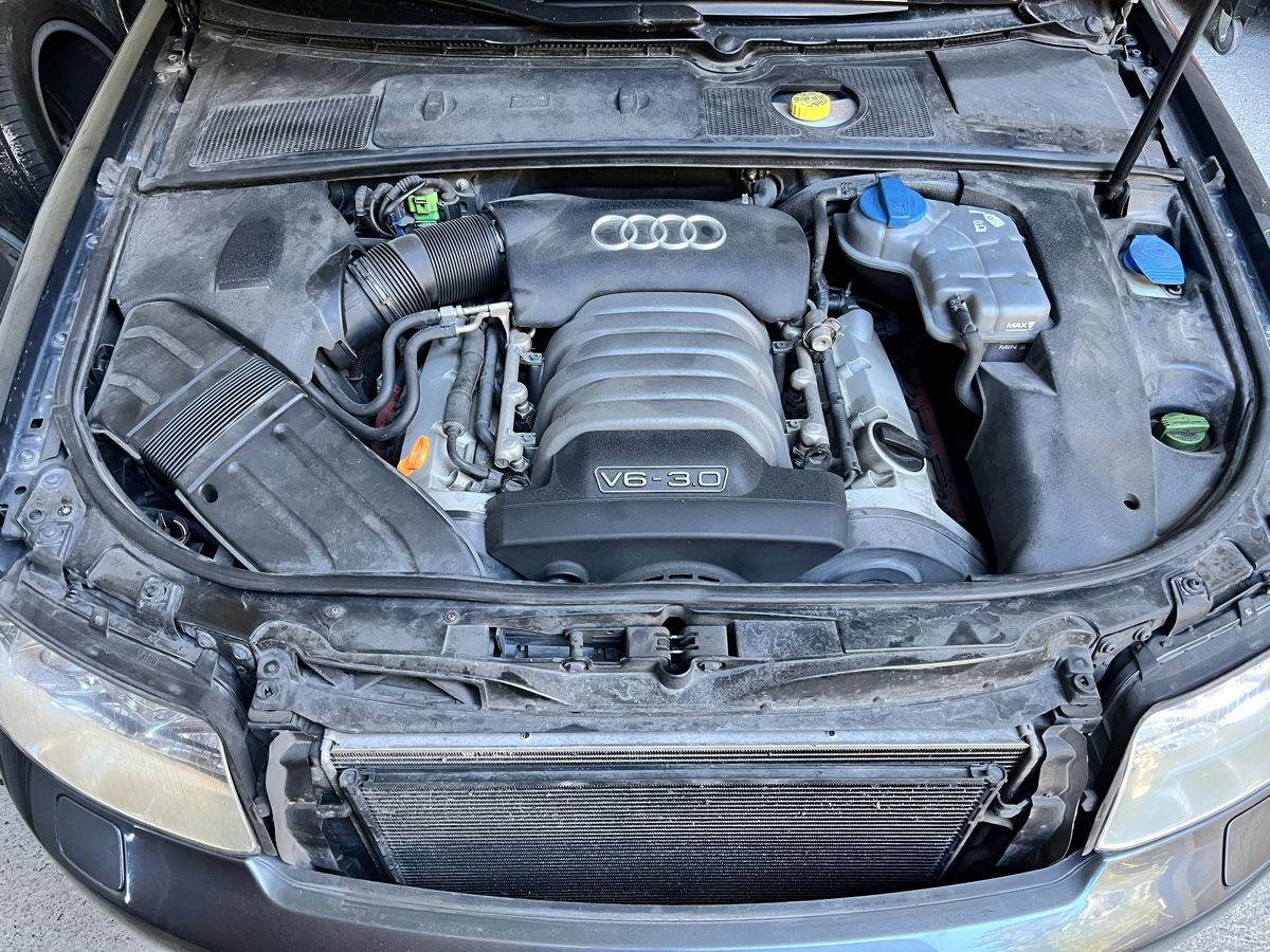 Audi Automobili: Audi A4 B6 Avant Quattro – Difettoso da Lenk im Simmental venduto da Treuthy 2