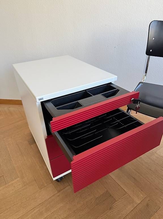 Banconi: SEDUS Rollcontainer 60x43x60, abschliessbar – Usato da Zürich venduto da FILIP06 1