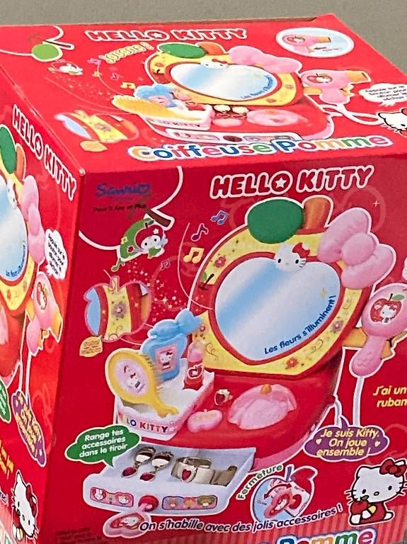 Schminktische: coiffeuse Hello Kitty – Neu und originalverpackt aus Chavannes-Orsonnen von magnolia22