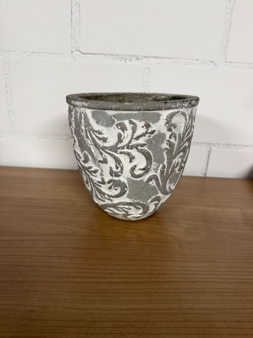 Vasi per fiori: Übertopf im Shabby Chic Look – Usato da Wolfwil venduto da Inseider12