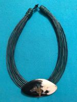 HALSSCHMUCK AUS AFRIKA
