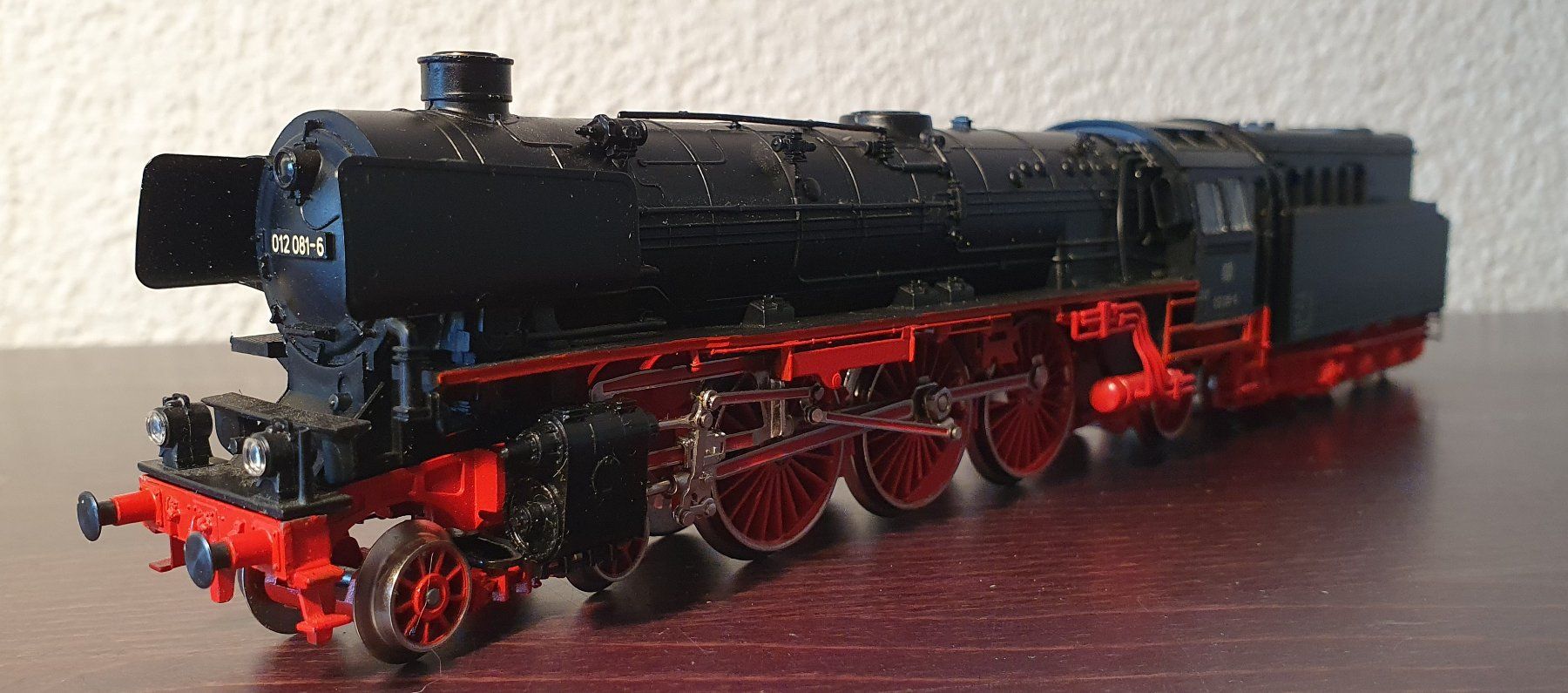Märklin Modelleisenbahnen: MÄRKLIN: DB DAMPFLOK BR 012 MFX DIGITAL MIT RAUCHSATZ – Gebraucht aus Biglen von taunus82
