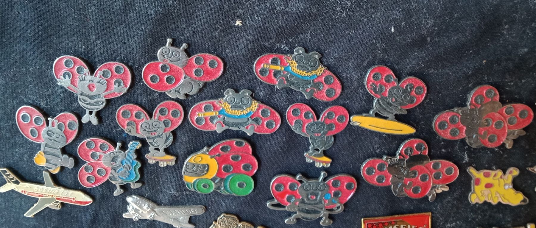 Placchette & Badge: Pins Blick Pins Sammel stücke – Usato da Rüti GL venduto da Mmpshop