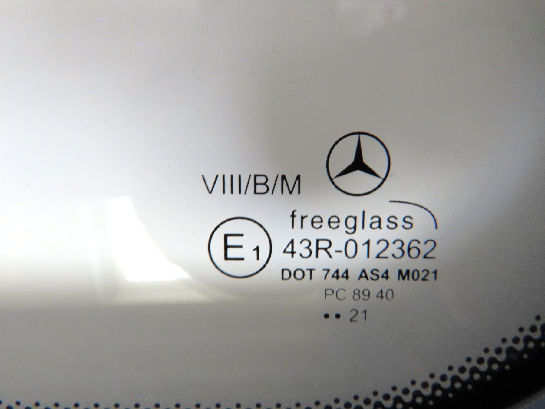 Mercedes-Benz Tutti i ricambio: Rückwand MB Sprinter – Nuovo e nell'imballaggio originale da Alpnach-Dorf venduto da Hess-Automobile 6