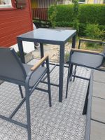 Bartisch/Stehtisch mit Glasplatte und 2 Hocker