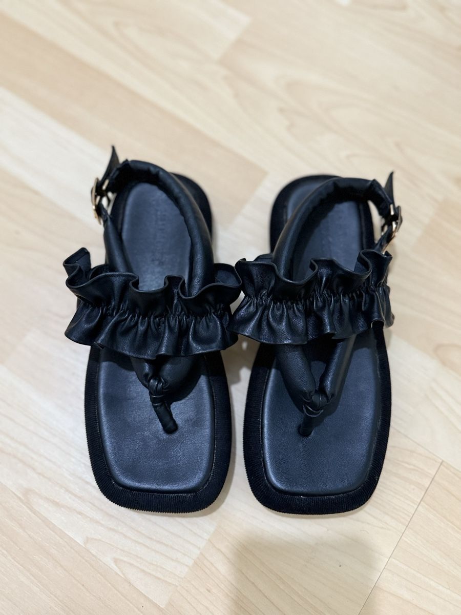 Scarpe da donna: Platform sandals / Black Summer Sandals with Ruffles – Usato da Seon venduto da Avina12 4