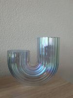 Dekorative Glasvase mit schimmerndem Effekt