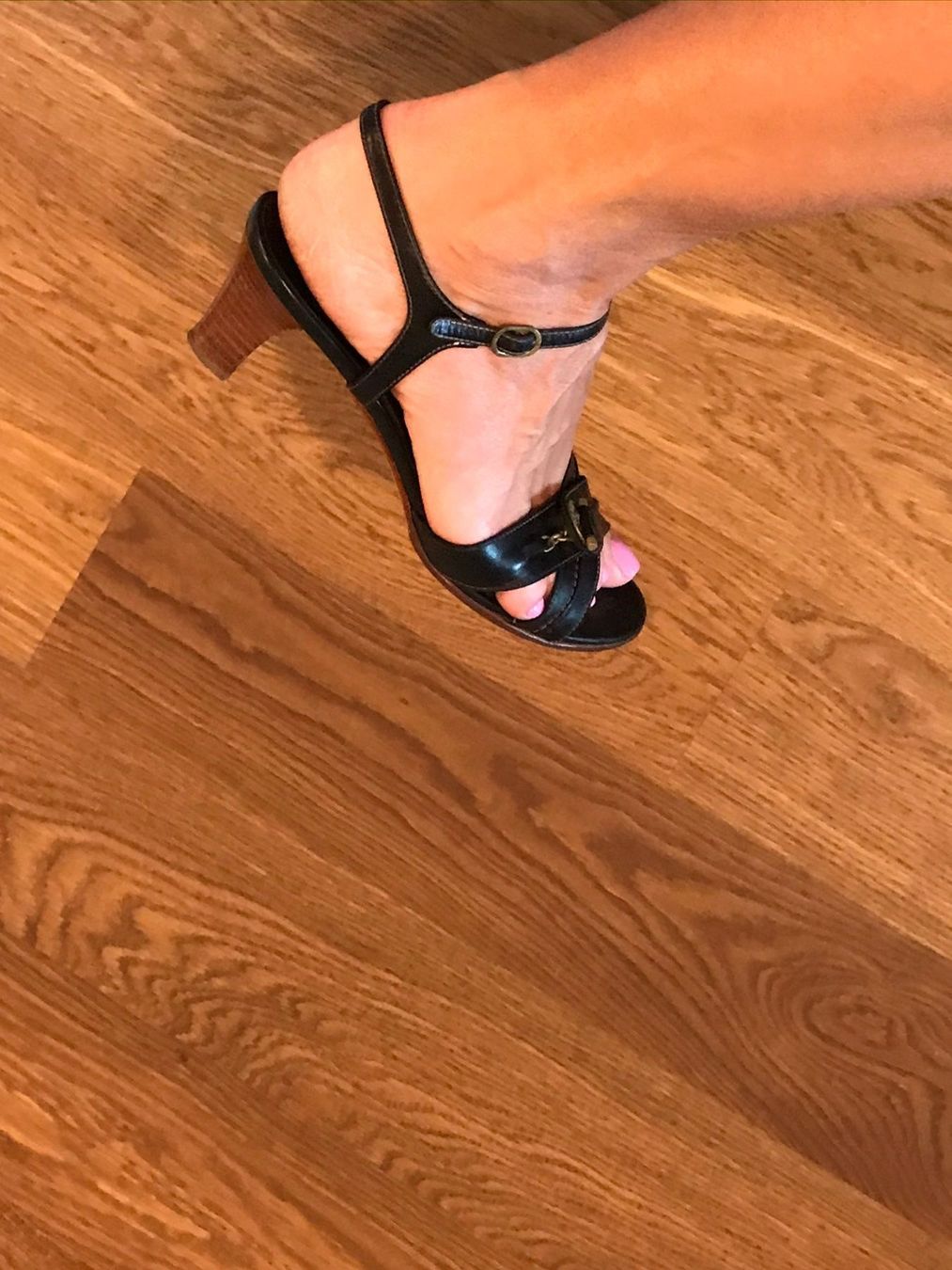 Bally Damenschuhe: BALLY Sandals black leather 38 – Gebraucht aus Erlenbach ZH von topchick 8