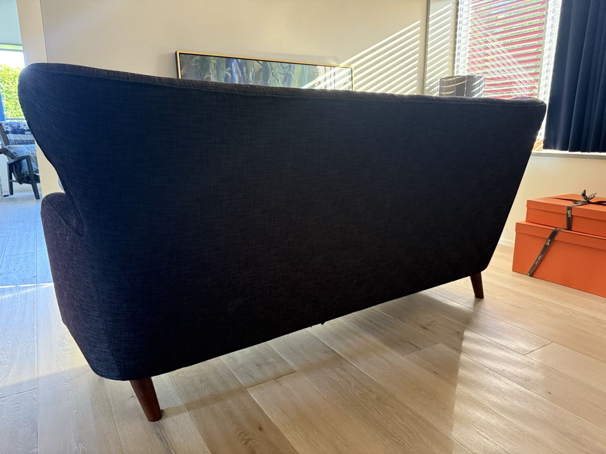 Divani: Blue high back sofa, three seat, wooden legs – Usato da Zürich venduto da EShopping81 8