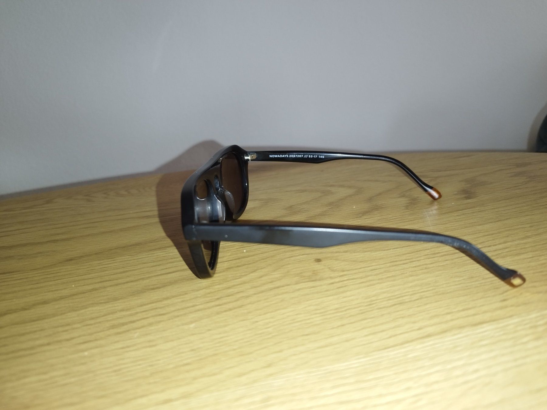 Occhiali & Lenti: Schwarze Sonnenbrille – Usato da Dietlikon venduto da nik_pl9g 3