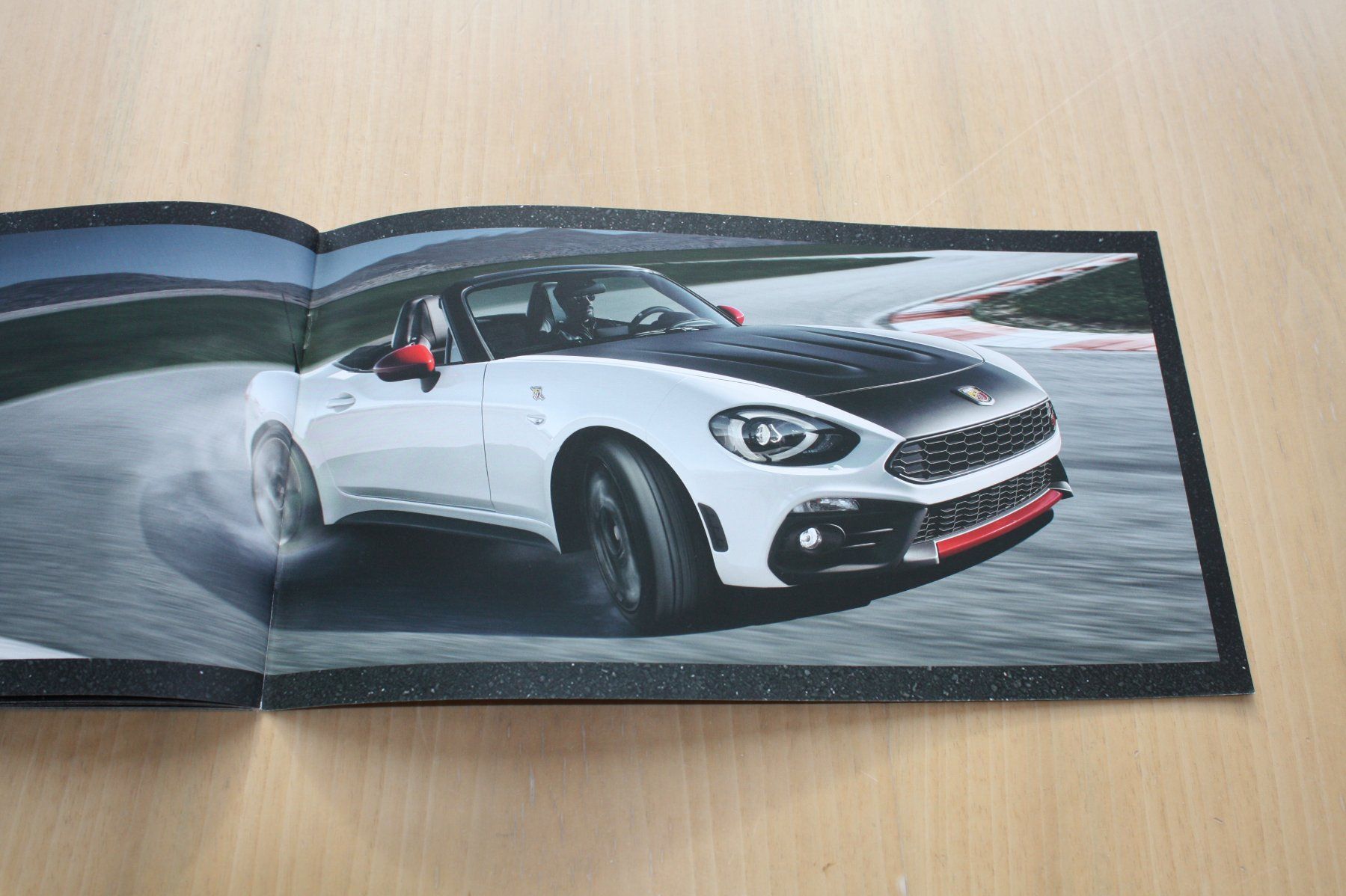 Fiat Documenti: Fiat Abarth 124 Spider Prospekt 3/2016 – Usato da Wikon venduto da erwin400 9