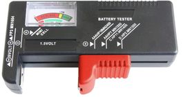 Batterien Tester für AAA, AA, C, D (1,5 Volt & 9 Volt)