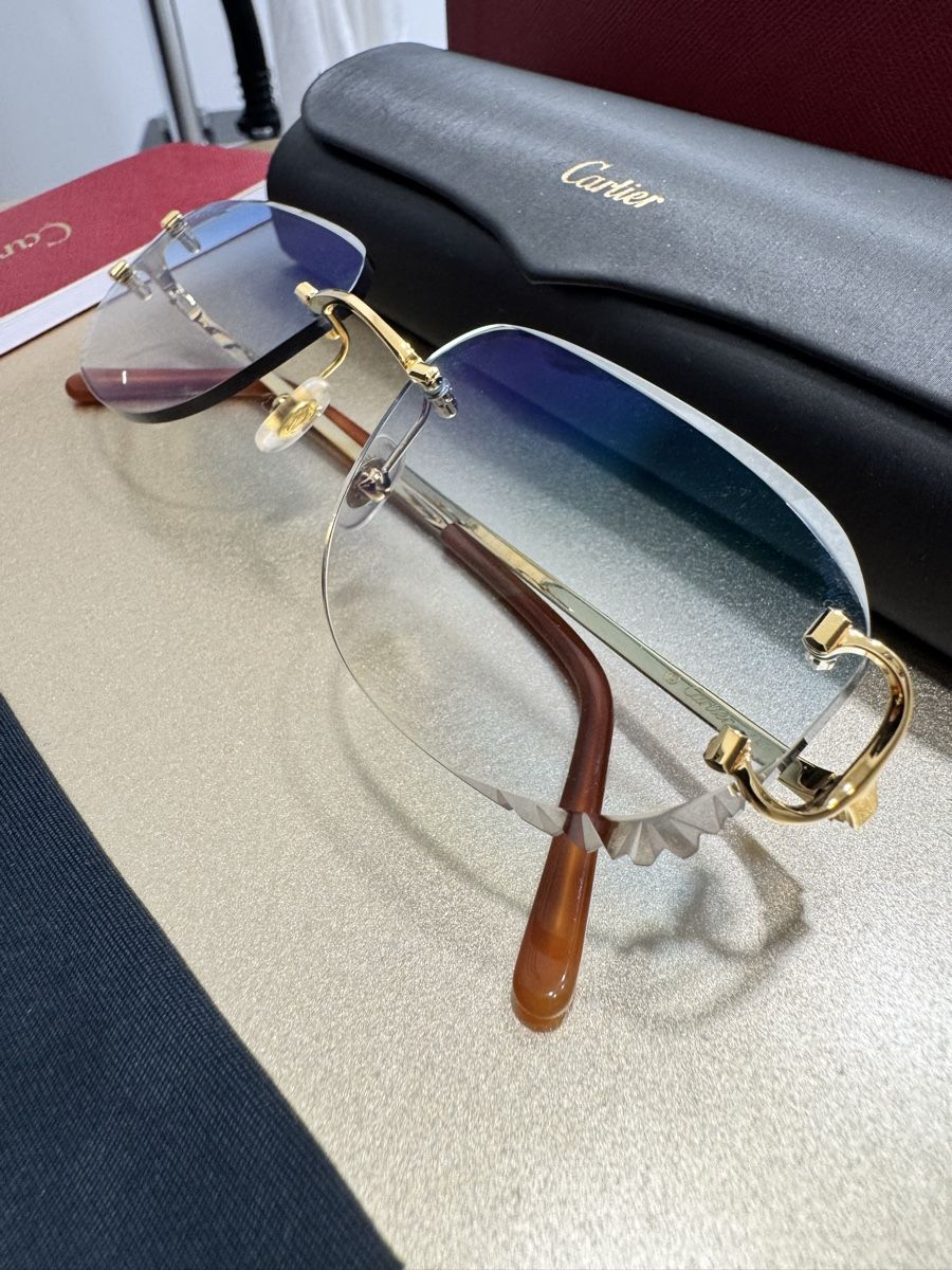 Cartier Occhiali & Lenti: Cartier Sunglasses - Gold Frame - never worn – Nuovo (secondo la descrizione) da Thonex venduto da Lux_brands01
