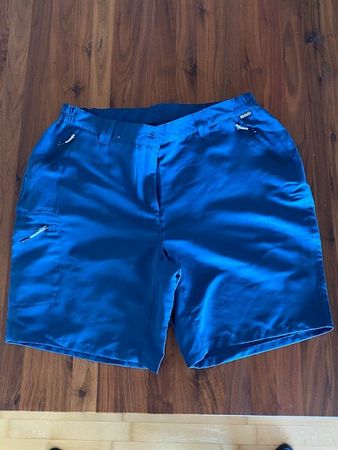 Kurze Outdoorhose Gr. 40