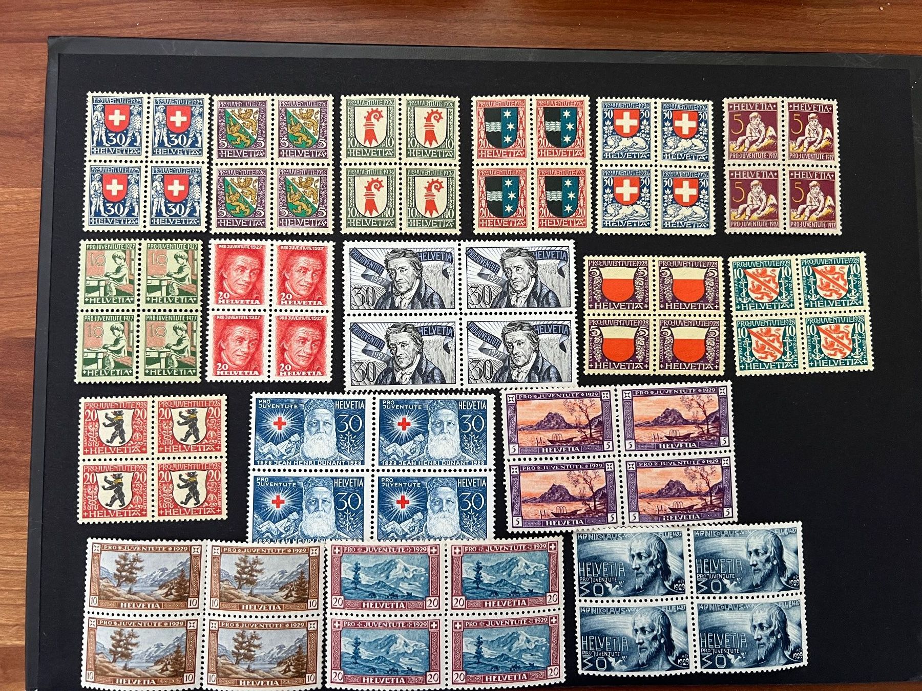 Tutti i francobolli: Pro Juventute Sammlung 1913-1957 Viererblock postfrisch 1a – Nuovo (secondo la descrizione) da Hinwil venduto da Sidi4 2