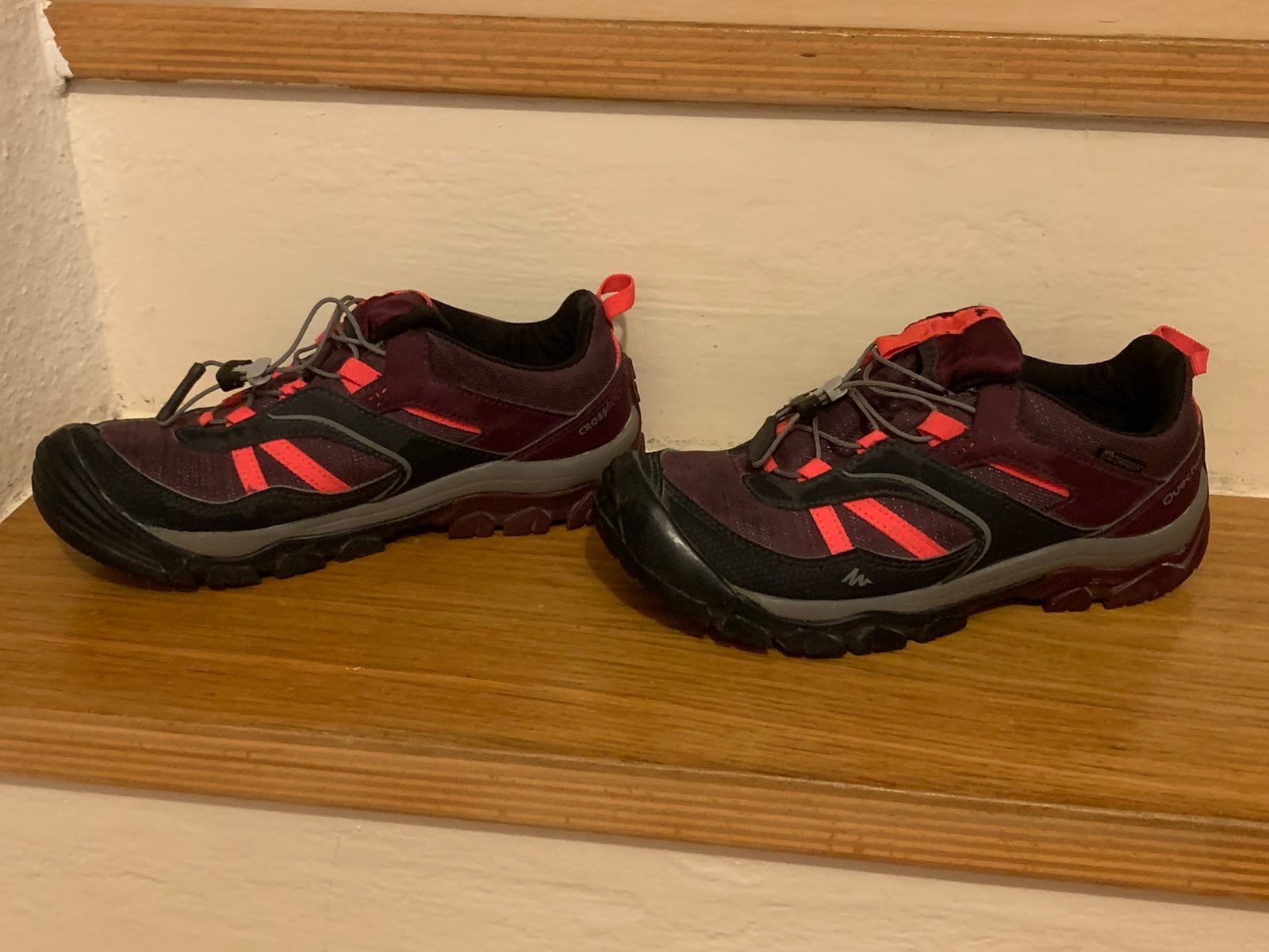 Decathlon Scarpe per ragazze: Chaussure randonnée fille – Usato da Basel venduto da OK2010 2