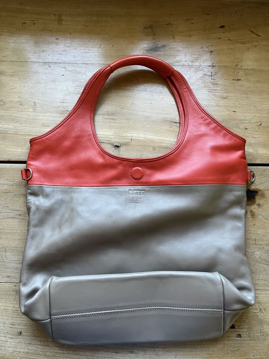Kleinbasel Borse da donna: Kleinbasel Ledertasche, neuwertig – Usato da Lengwil venduto da jan_8wtz 2