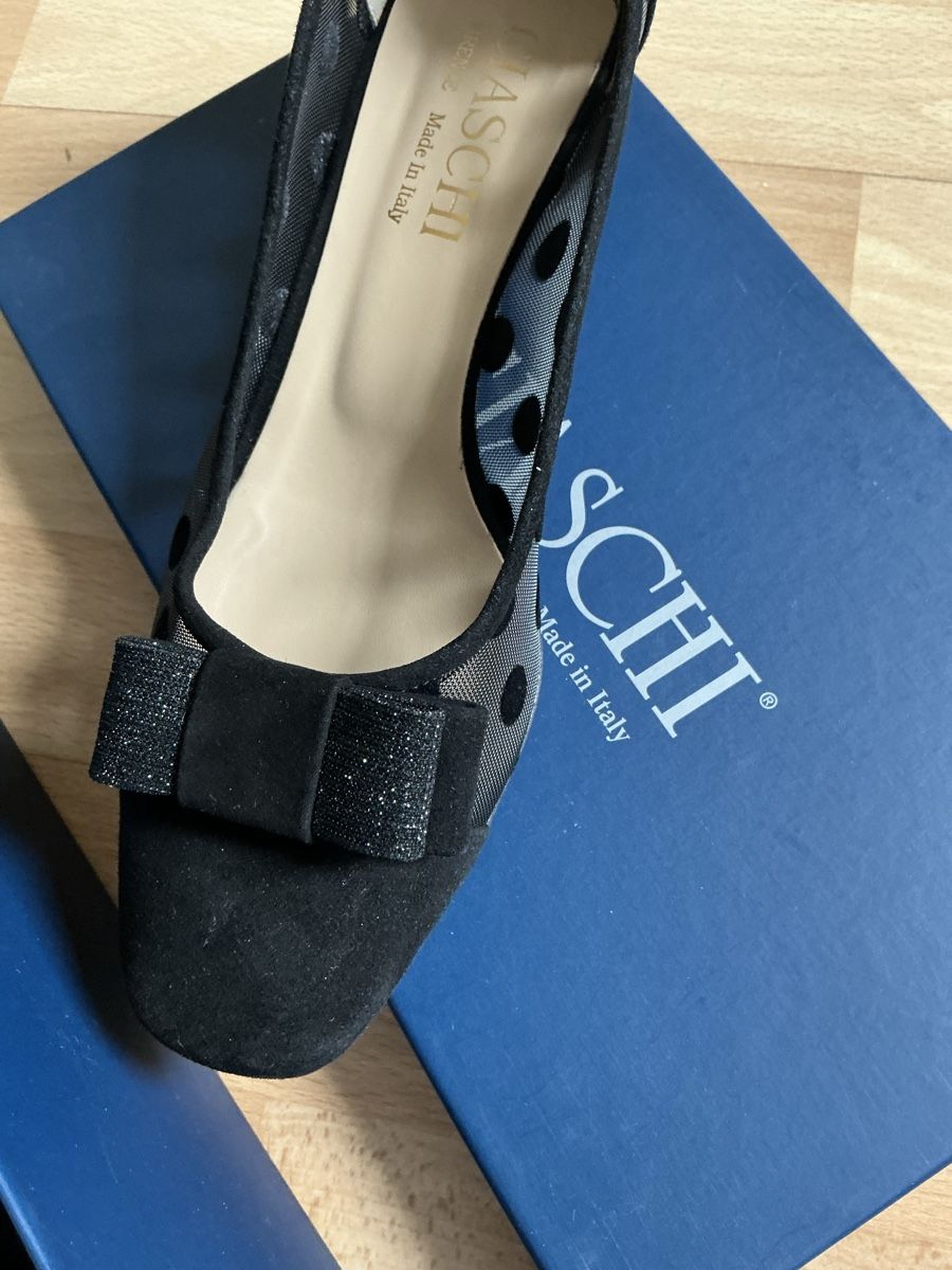 Damenschuhe: Schuhe – Neu und originalverpackt aus St.Gallen von nat_7n75 7