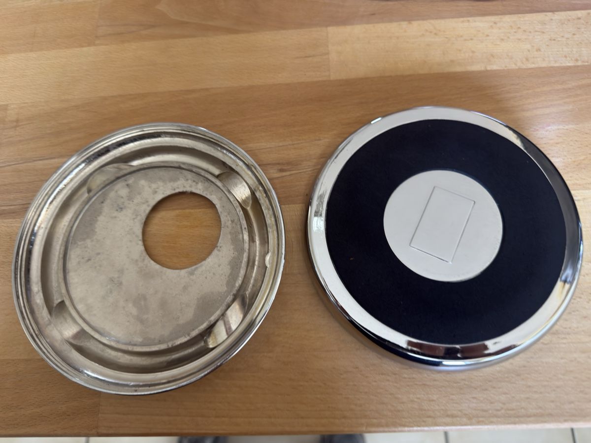 Aschenbecher: Aschenbecher Blancpain – Gebraucht aus Niederhünigen von wheelsonfire 1